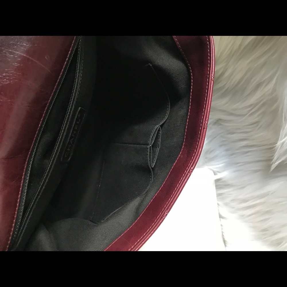 🎊Sold🎊CHANEL Calfskin Castle Rock Top Handle Bag - Picture 6 of 8